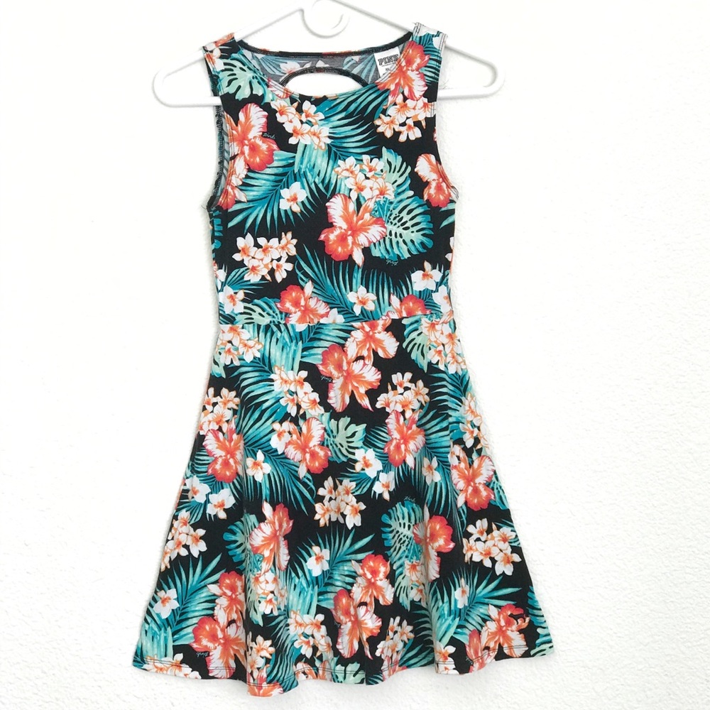 ⛔️SOLD⛔️ Victoria’s Secret PINK Summer Dress